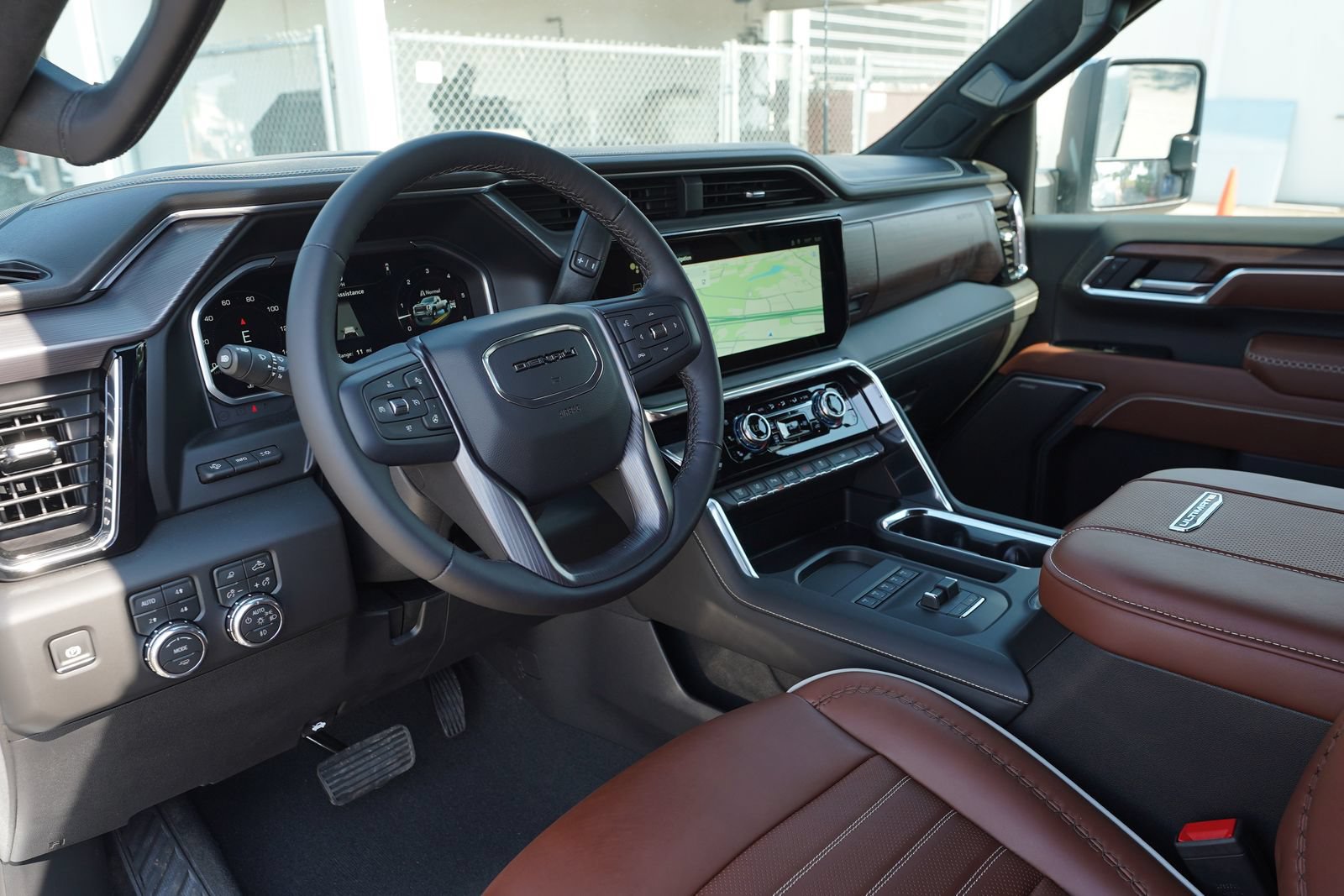 New 2026 GMC Sierra 3500 Denali Ultimate AWD/4WD image 17