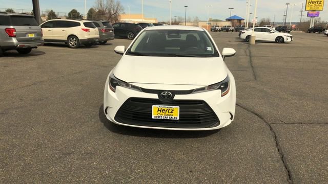 Used 2024 Toyota Corolla LE image 3