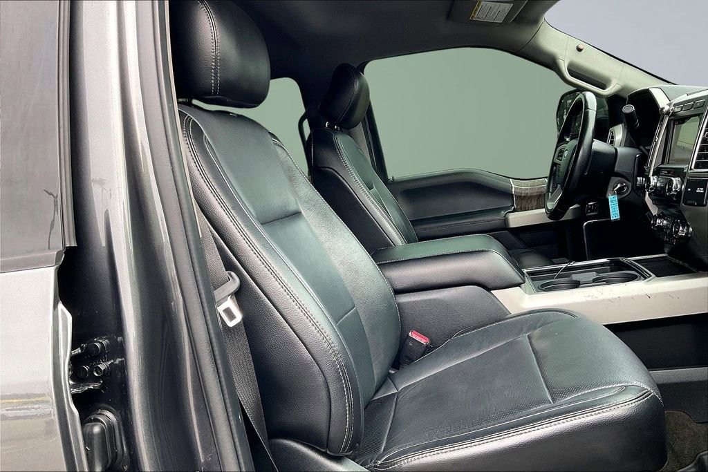 Used 2017 Ford F250 Lariat w/ Lariat Value Package image 7