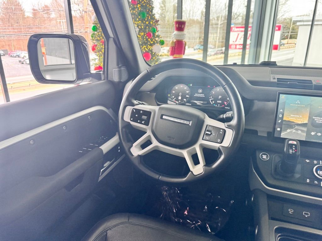 Used 2023 Land Rover Defender 110 S image 35