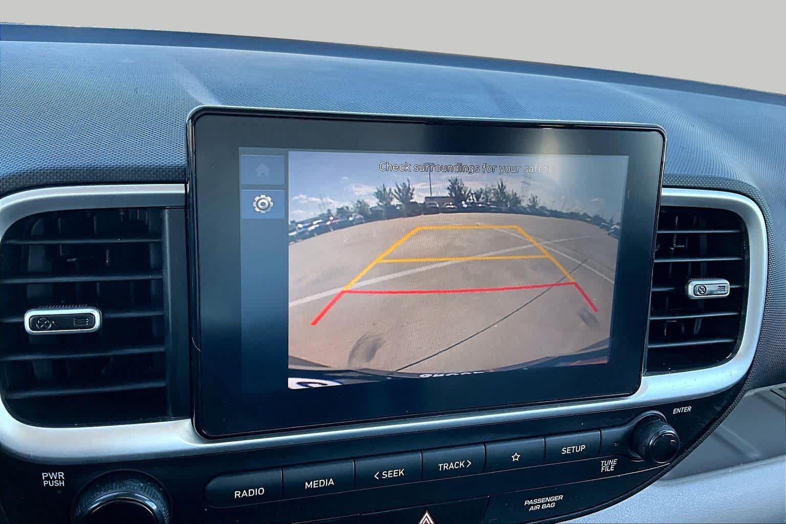 Certified 2023 Hyundai Venue SEL FWD image 27