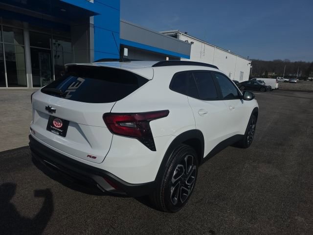New 2026 Chevrolet Trax RS w/ Driver Confidence Package FWD image 7