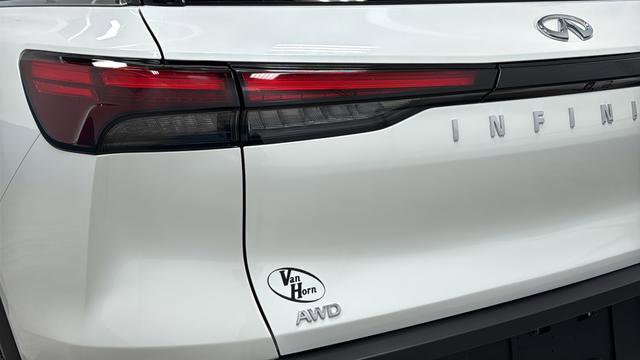 Used 2025 INFINITI QX60 Luxe AWD/4WD image 41