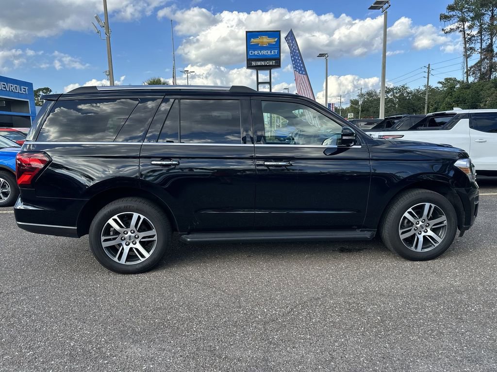 Used 2024 Ford Expedition Limited image 17