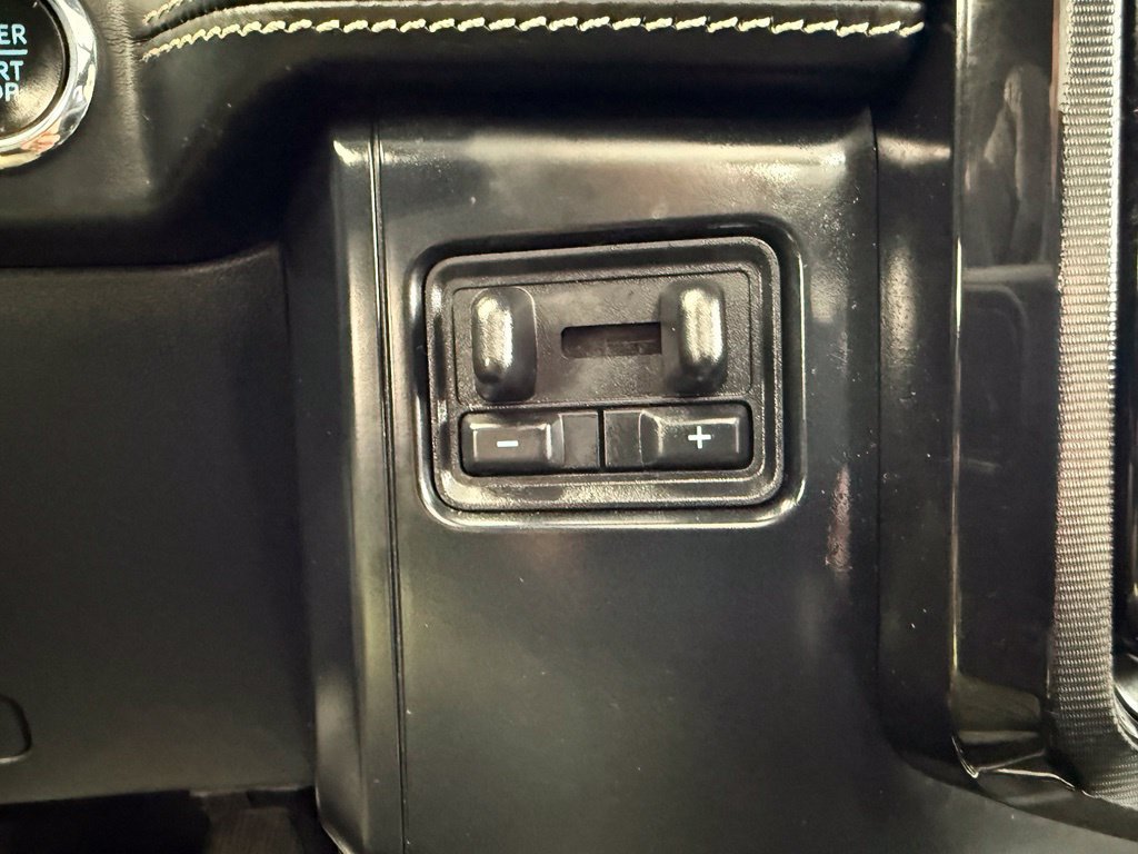 Used 2023 Ford F150 Lightning Platinum AWD/4WD image 38