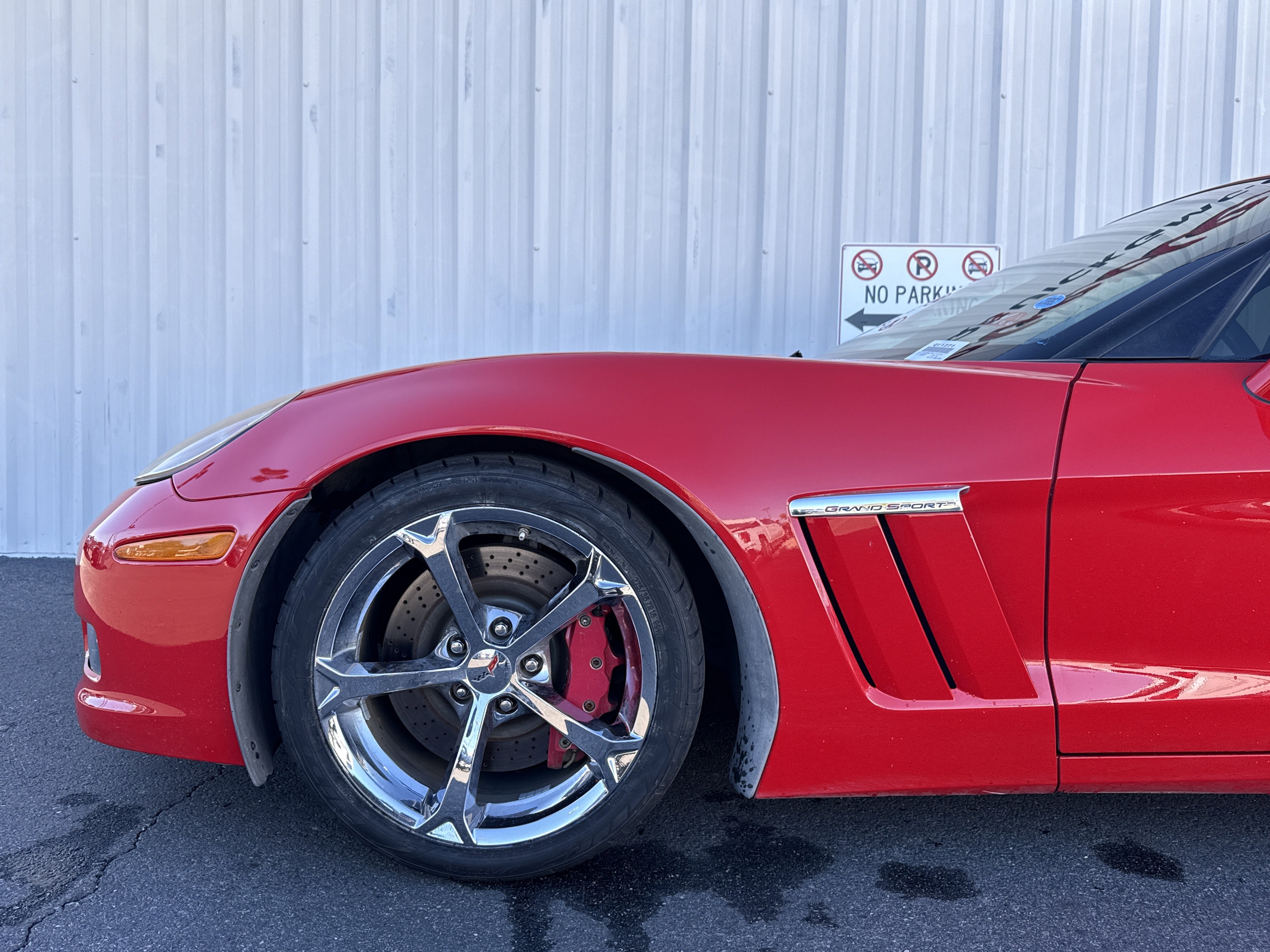 Used 2013 Chevrolet Corvette Grand Sport w/ 3LT Preferred Equipment Group image 4