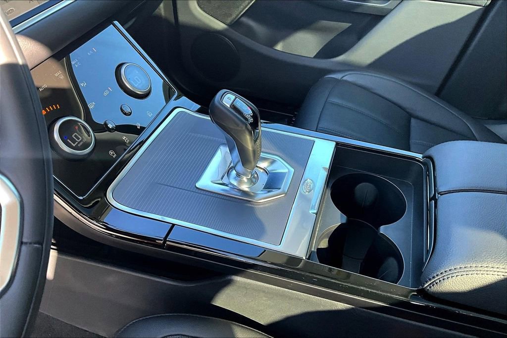 Used 2023 Land Rover Range Rover Evoque SE image 16