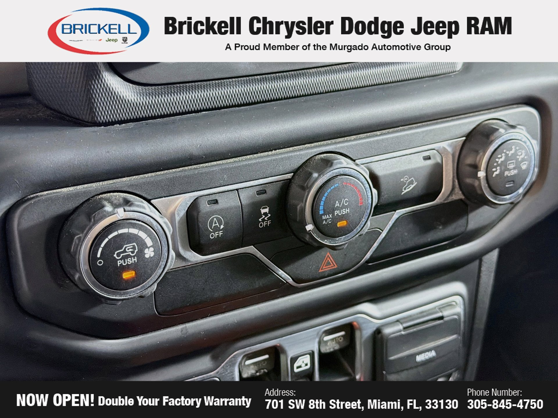 Used 2018 Jeep Wrangler Unlimited Sport S AWD/4WD image 28