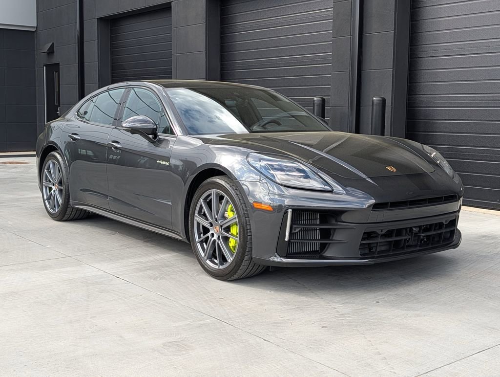 Used 2025 Porsche Panamera 4 image 8