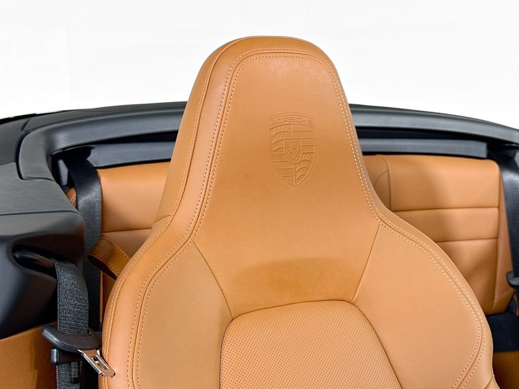 Certified 2026 Porsche 911 Carrera 4S AWD/4WD image 21