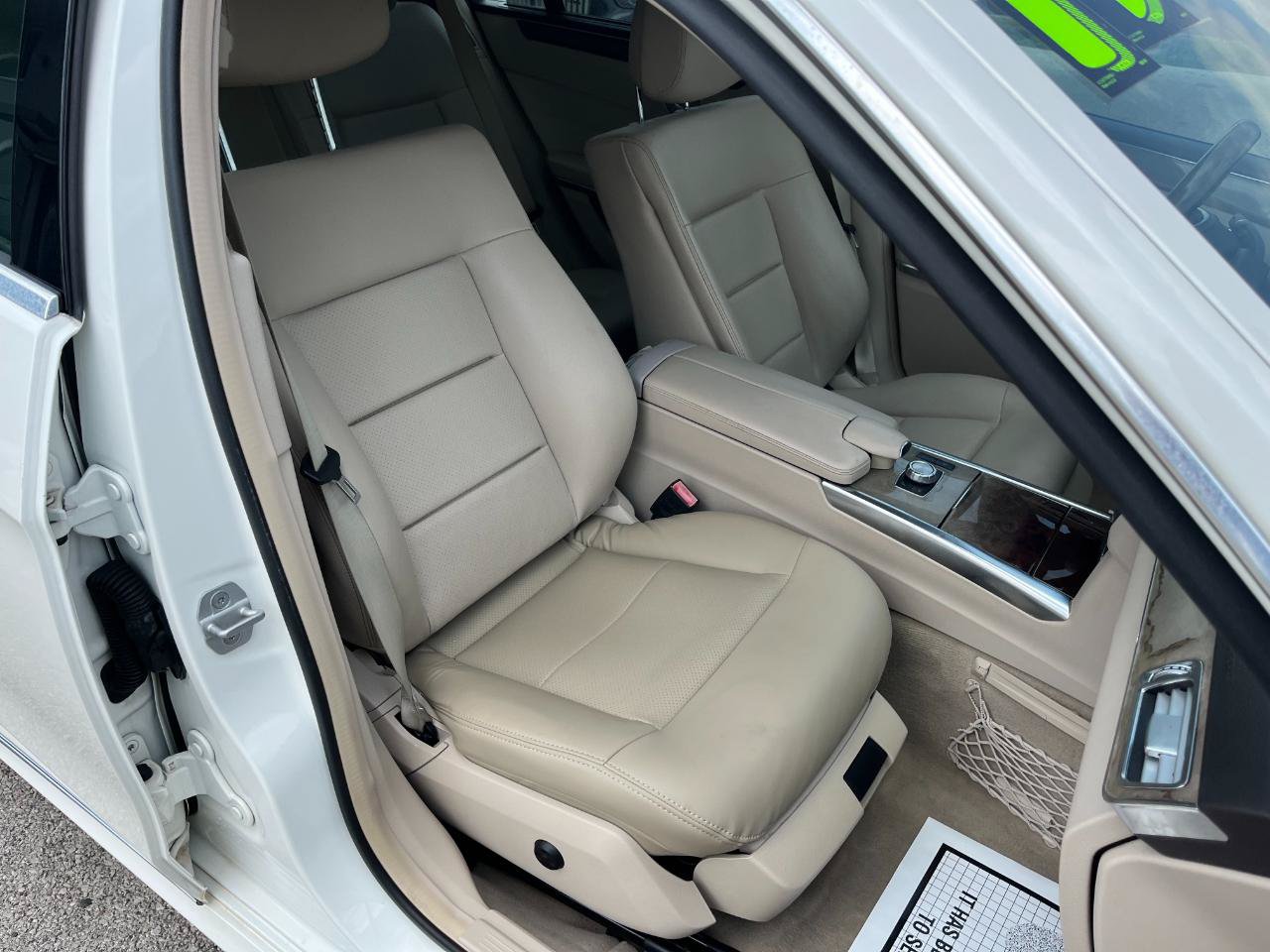 Used 2014 Mercedes-Benz E 350 4MATIC Wagon image 22