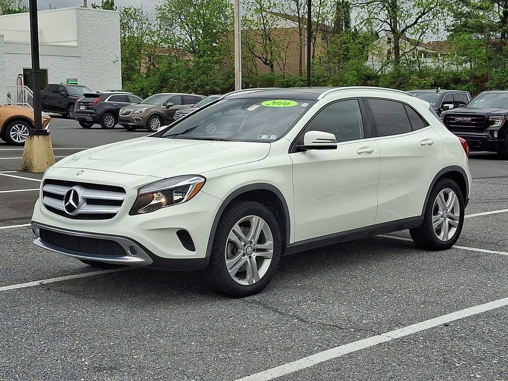 Used 2016 Mercedes-Benz GLA 250 4MATIC image 3