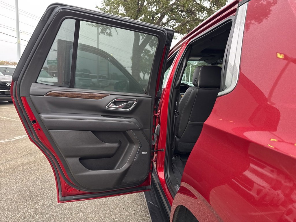 Used 2021 Chevrolet Tahoe Premier w/ Texas Edition image 30