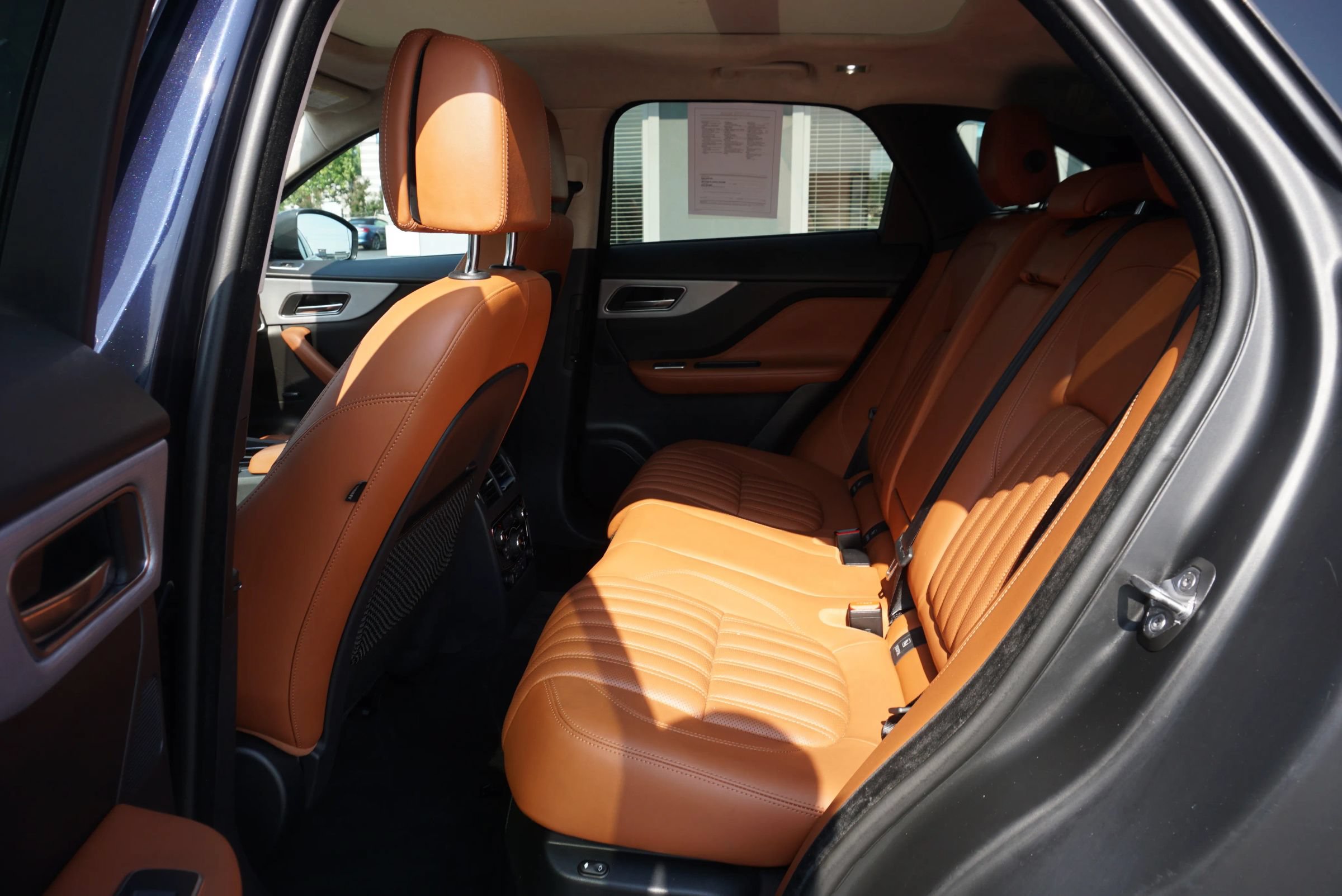 Used 2019 Jaguar F-PACE Portfolio AWD/4WD image 19