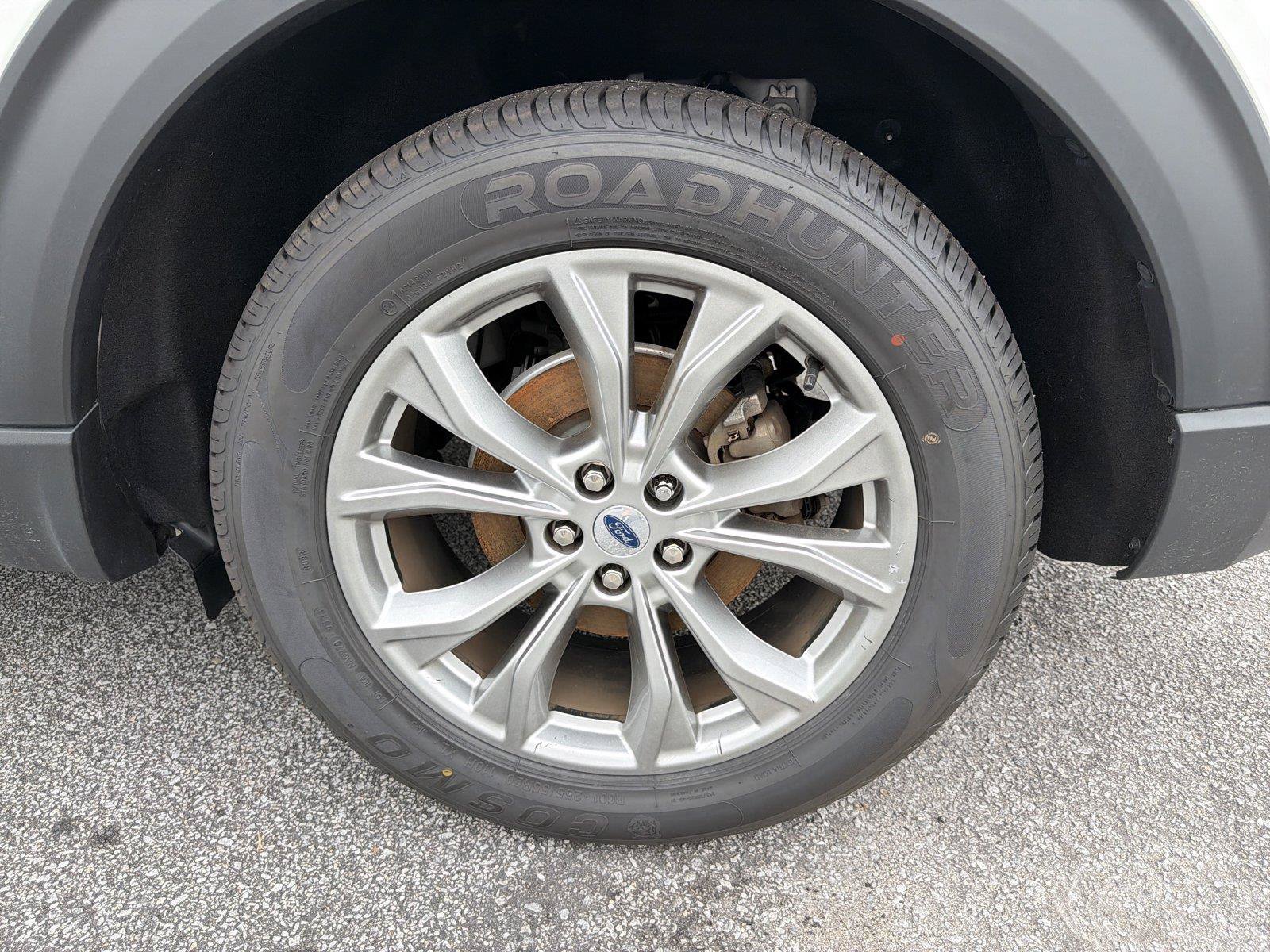 Used 2023 Ford Explorer XLT w/ Equipment Group 202A RWD image 20