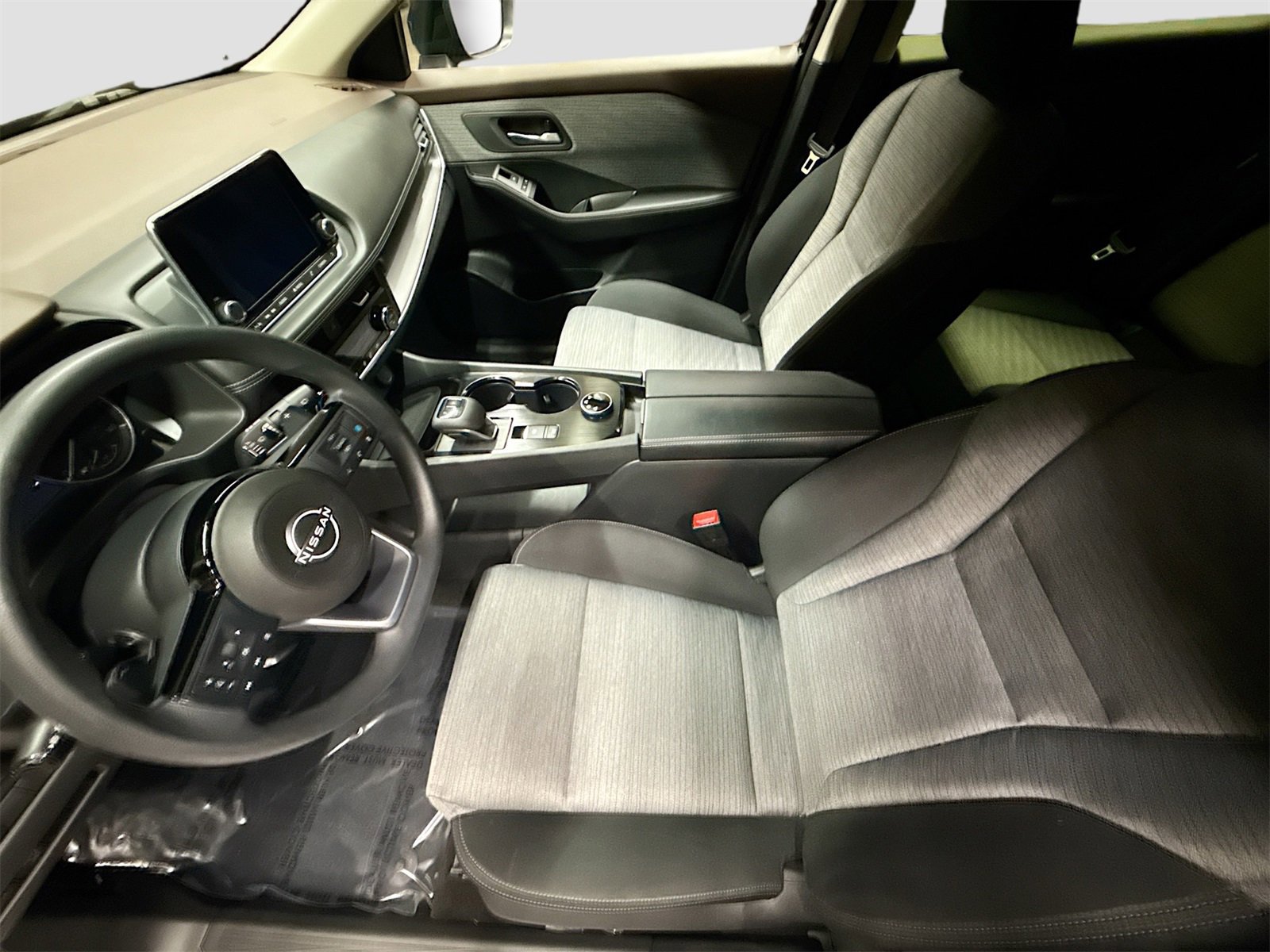 Used 2023 Nissan Rogue SV image 19