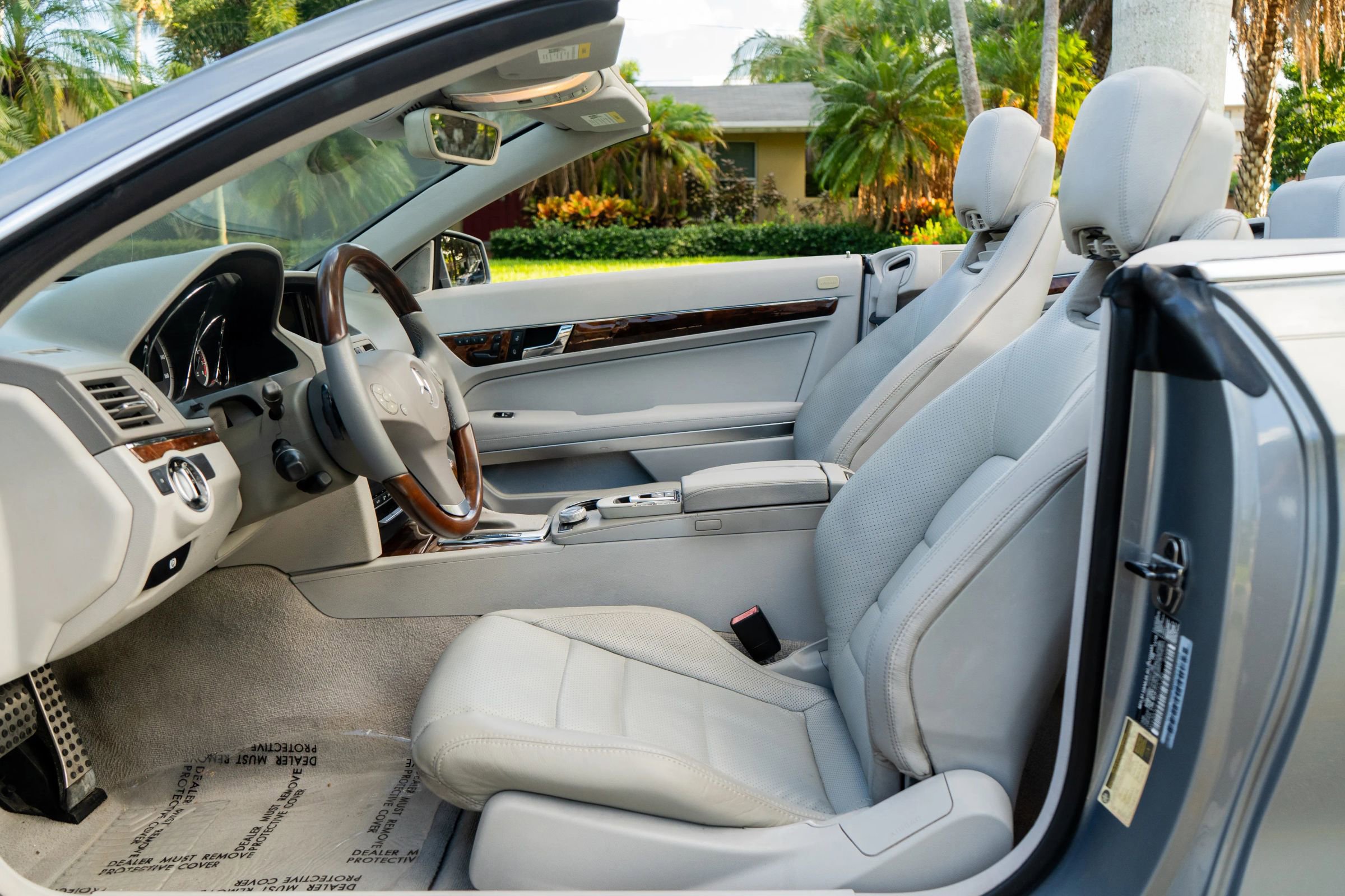 Used 2011 Mercedes-Benz E 350 Cabriolet w/ Premium 2 Pkg image 81