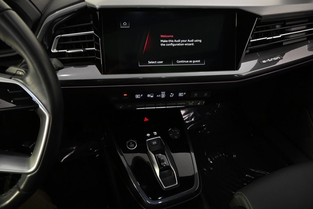 Used 2022 Audi Q4 e-tron Prestige image 27