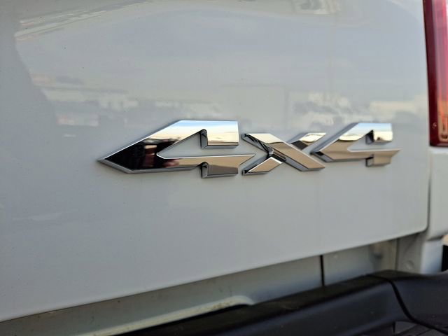 Used 2024 RAM 2500 Tradesman w/ Chrome Appearance Group image 32