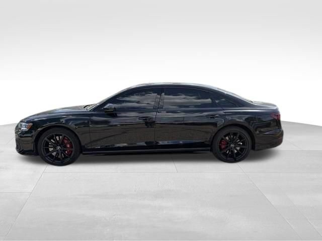 Used 2022 Audi S8 w/ S8 Comfort Plus Package AWD/4WD image 6