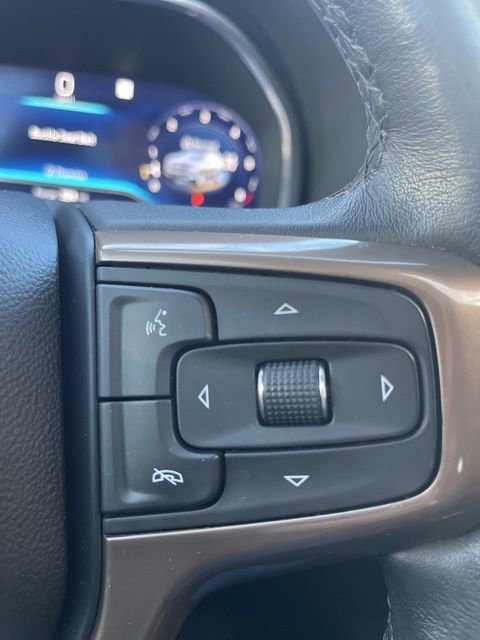 Used 2023 Chevrolet Suburban High Country w/ Advanced Technology Package AWD/4WD image 24