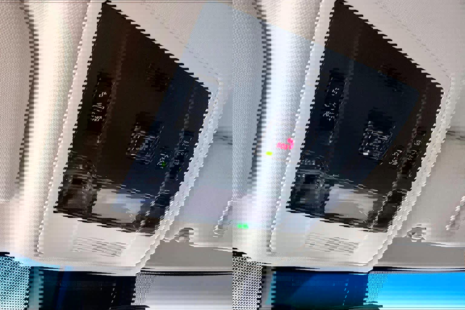 Used 2020 Lexus ES 350 w/ Premium Package image 33