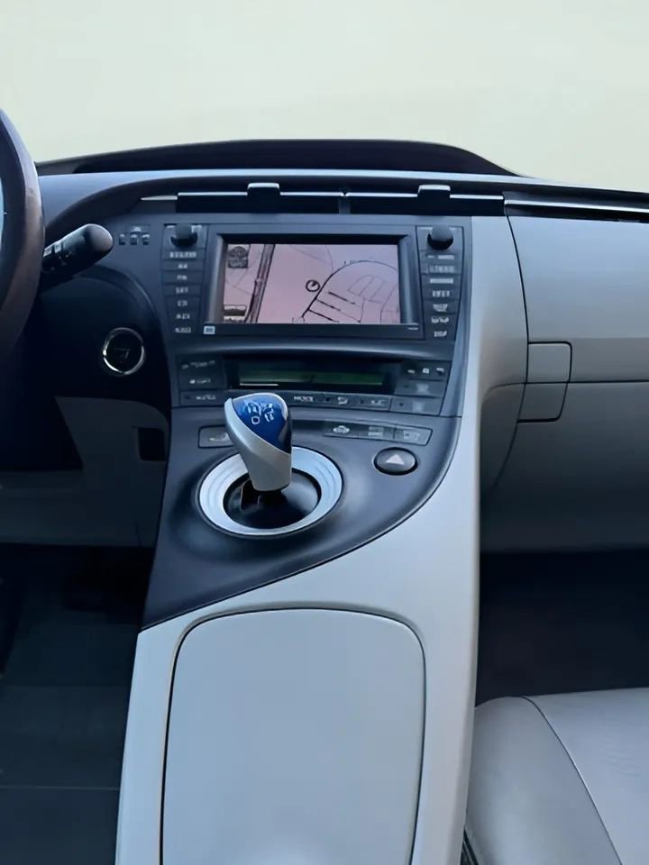 Used 2010 Toyota Prius Three image 20