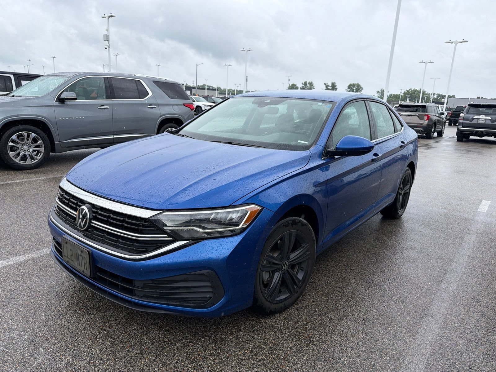 Used 2024 Volkswagen Jetta SE w/ Black Wheel Package