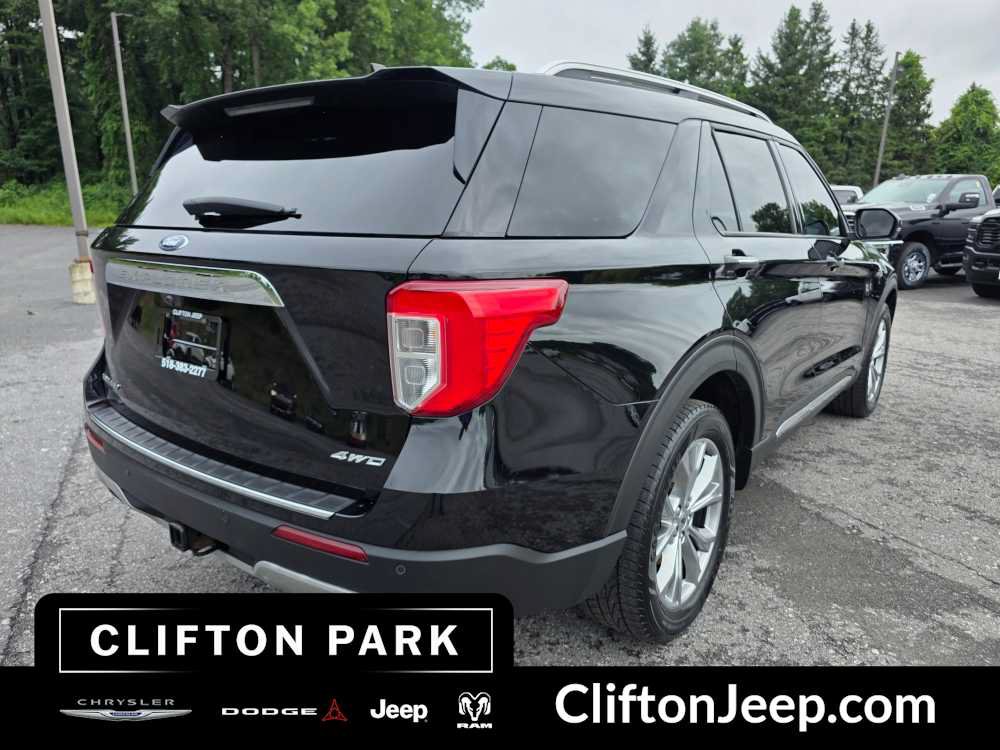 Used 2021 Ford Explorer Limited w/ Equipment Group 301A AWD/4WD image 4