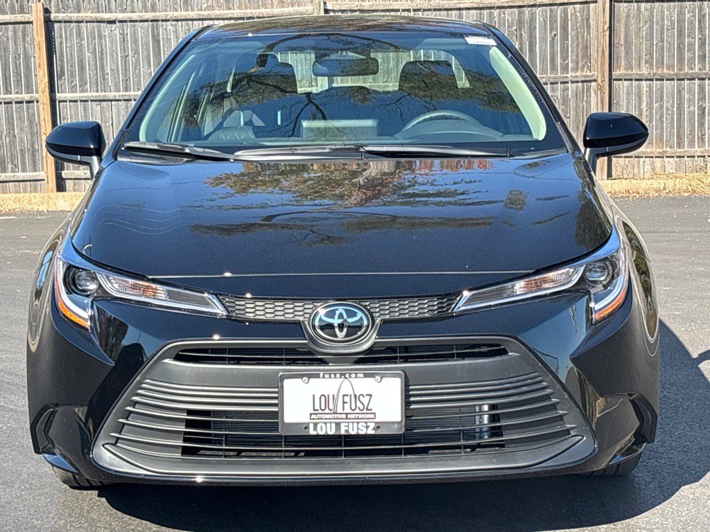 New 2025 Toyota Corolla LE FWD image 20