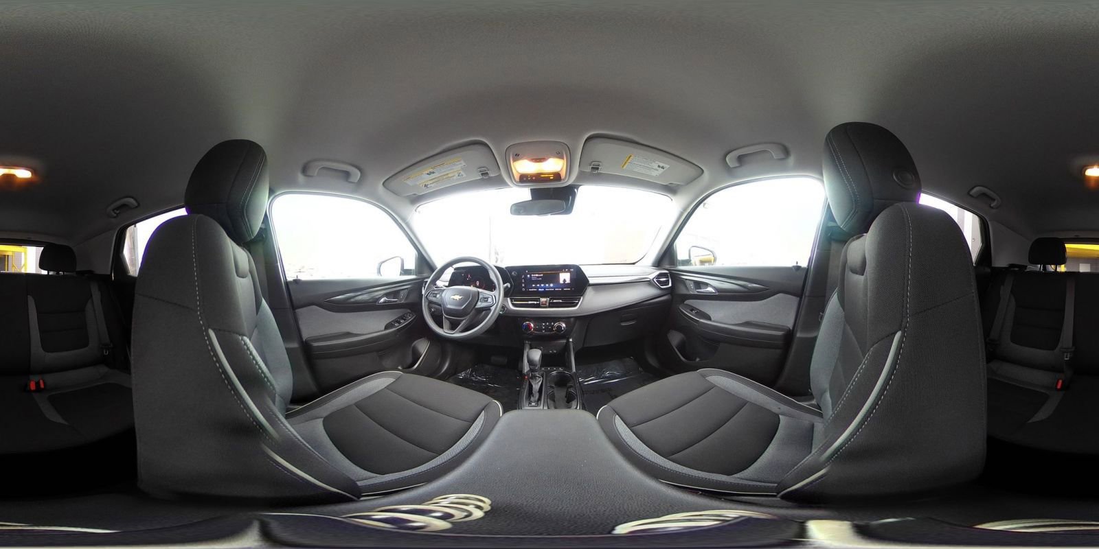 Used 2025 Chevrolet TrailBlazer LT image 38