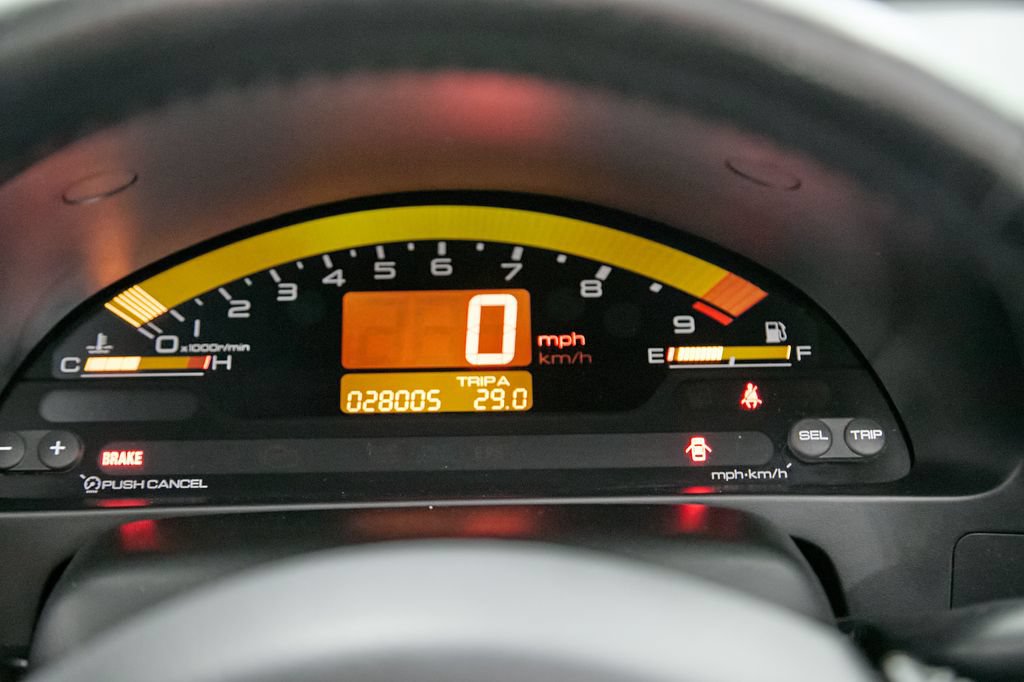 Used 2000 Honda S2000 image 32