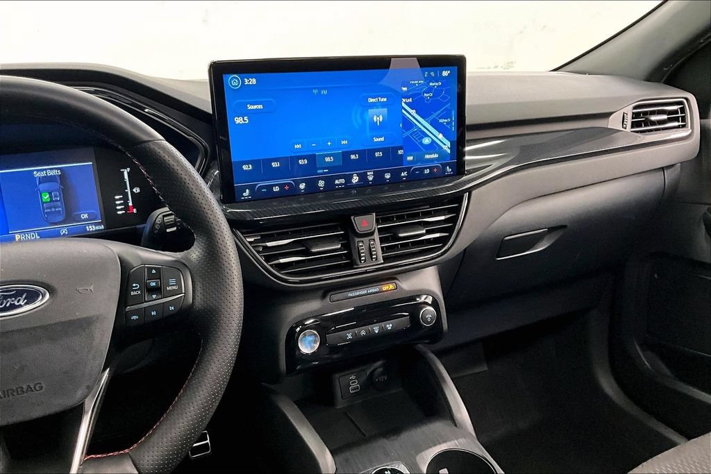 Used 2024 Ford Escape ST-Line w/ Tech Pack #1 FWD image 5