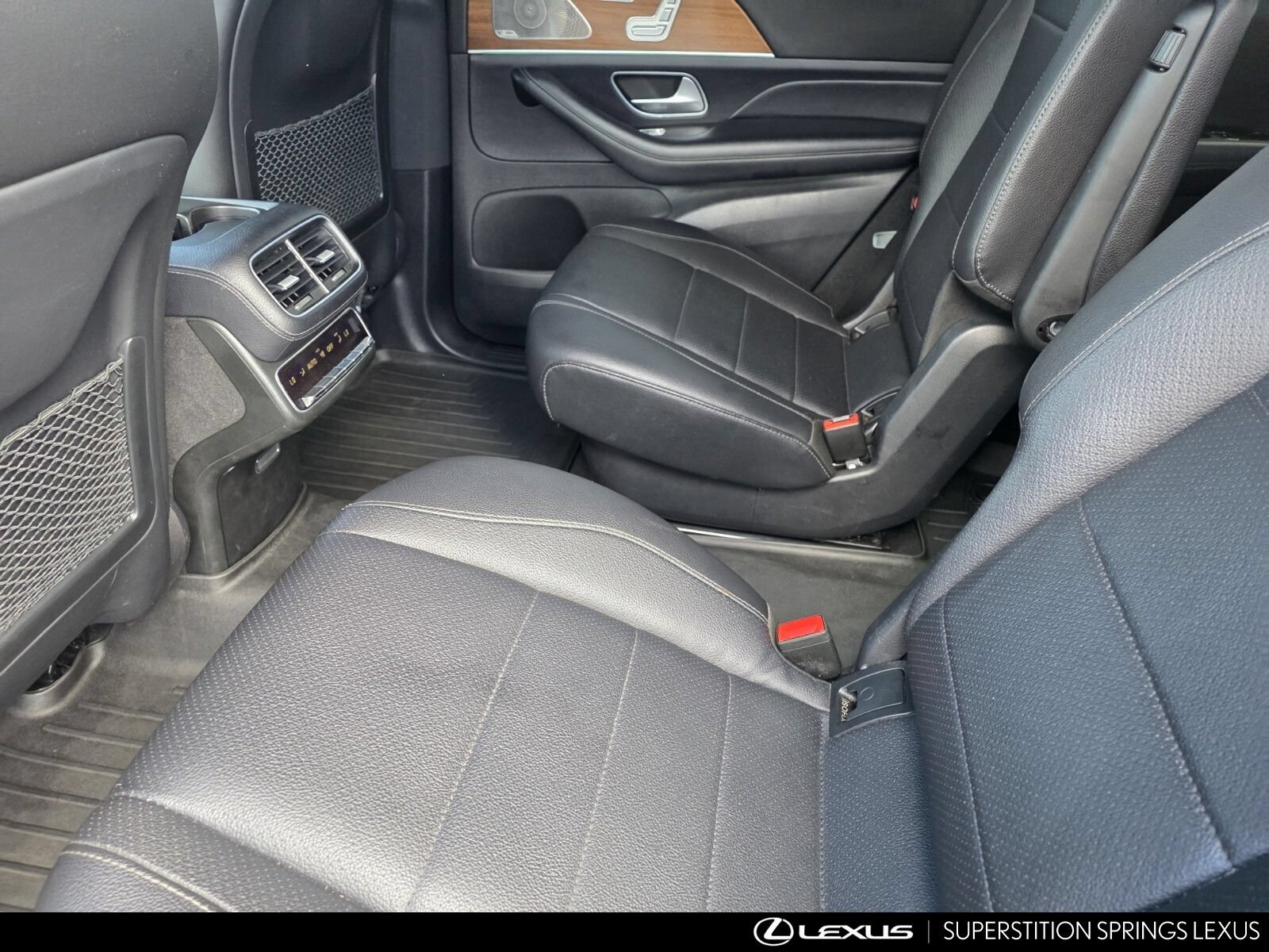Used 2021 Mercedes-Benz GLS 450 4MATIC image 26