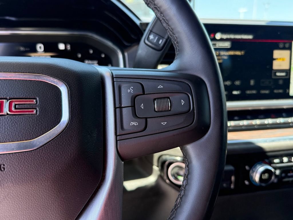 Used 2025 GMC Sierra 1500 SLT RWD image 21
