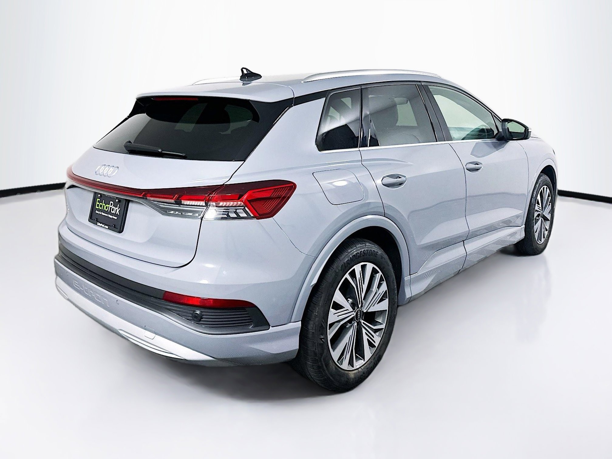 Used 2023 Audi Q4 e-tron Premium w/ Convenience Package image 9