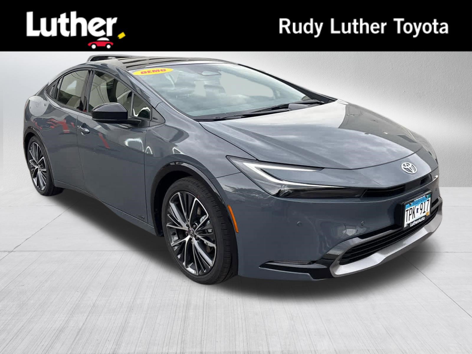 Used 2026 Toyota Prius XLE AWD/4WD video 1