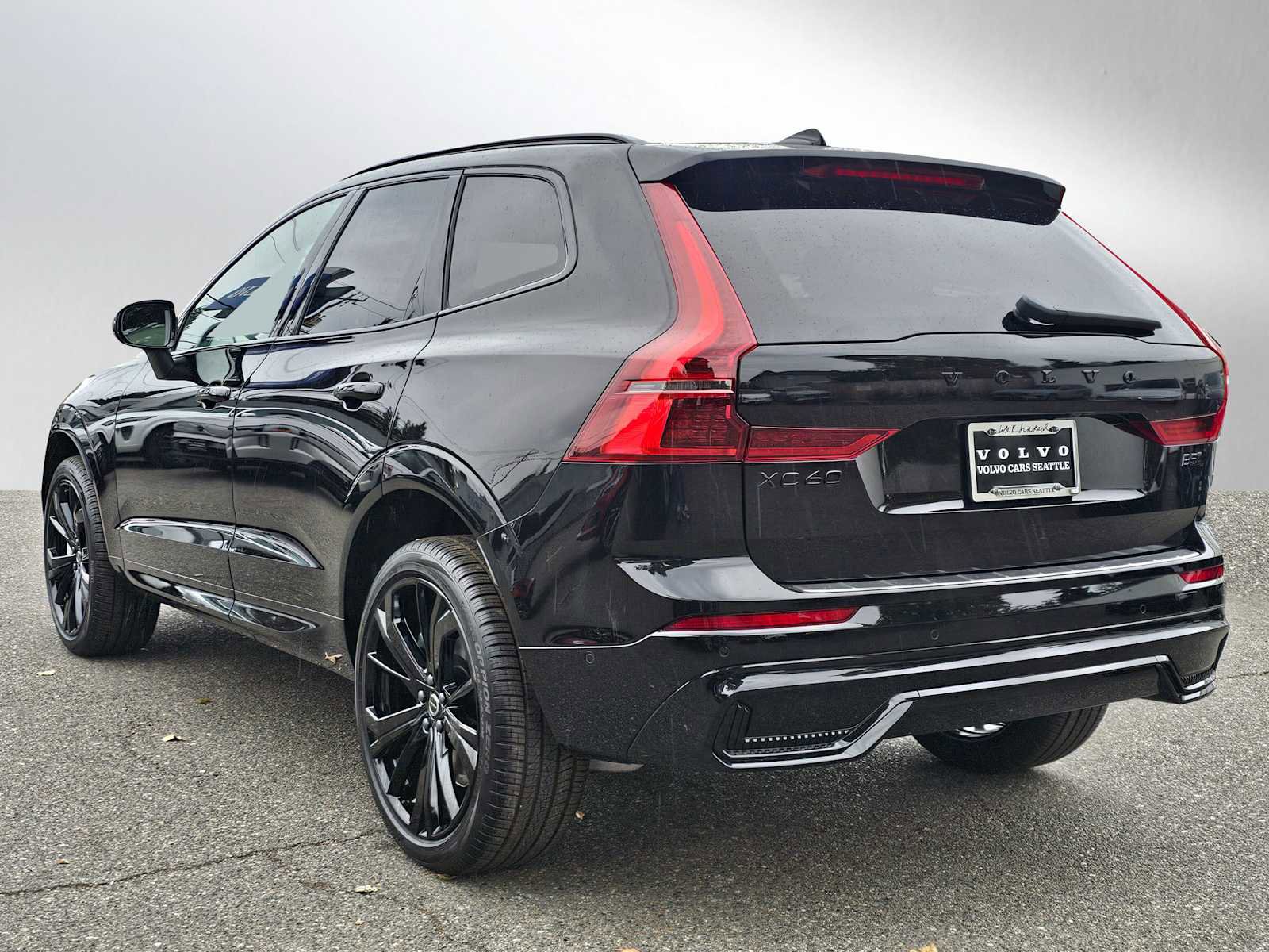 New 2026 Volvo XC60 B5 Ultra w/ Protection Package Premier image 5