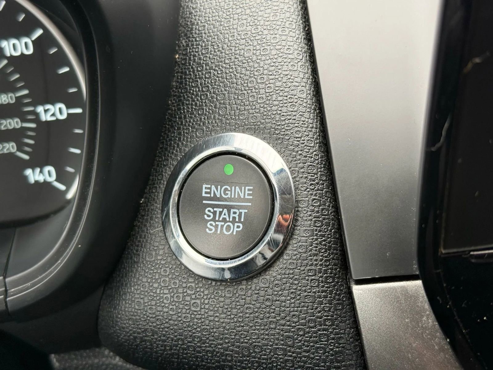 Used 2018 Ford EcoSport SE w/ SE Convenience Package AWD/4WD image 28