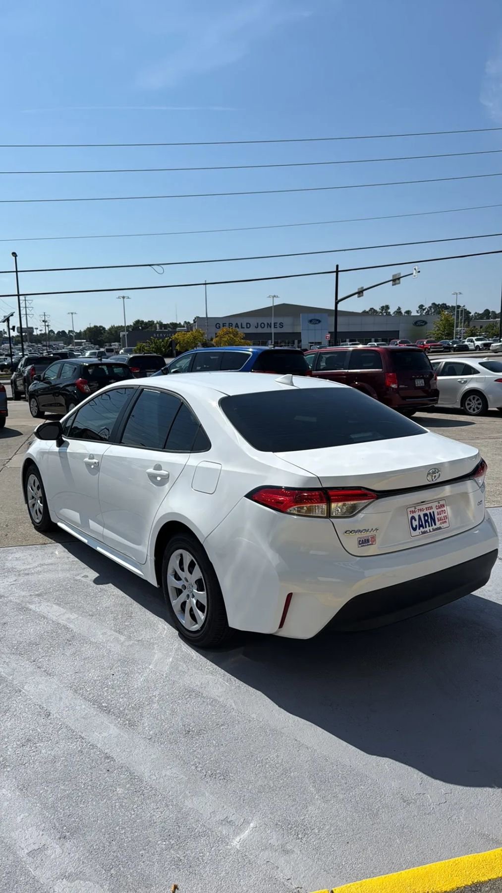 Used 2025 Toyota Corolla LE image 4
