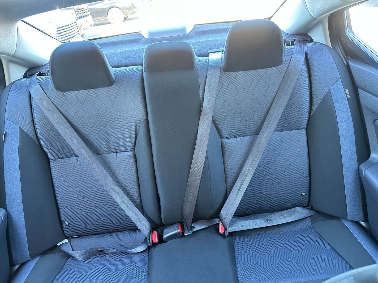 Used 2025 Nissan Versa SV image 38