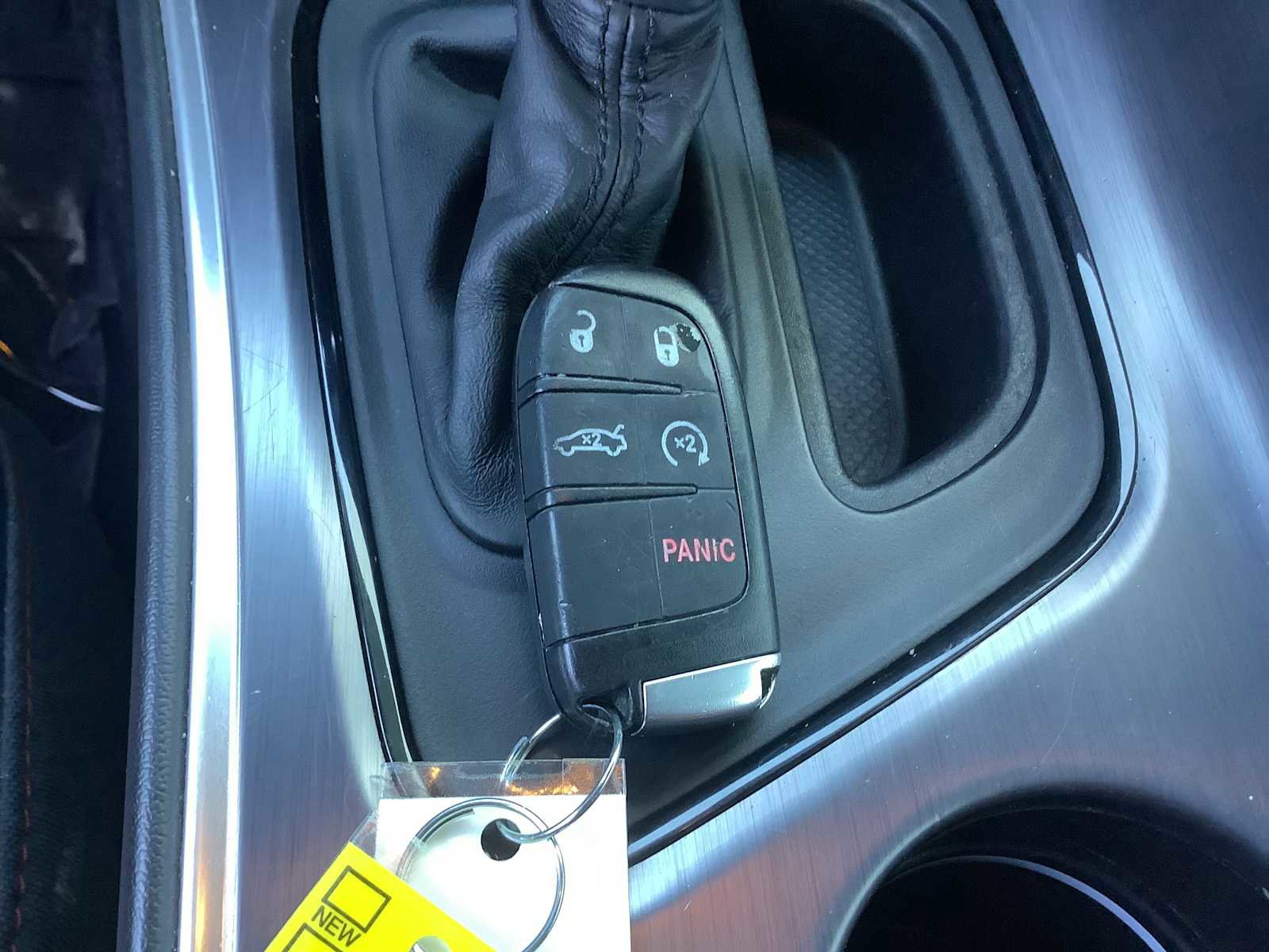 Used 2015 Dodge Challenger R/T Plus RWD image 19