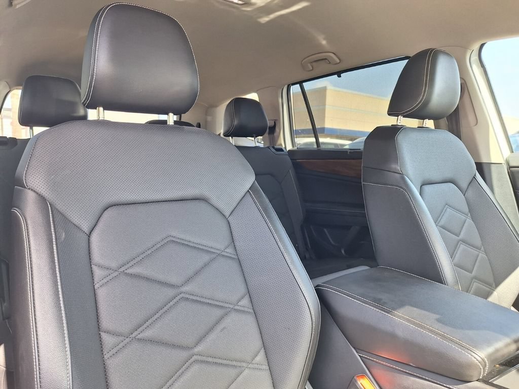 Used 2025 Volkswagen Atlas SE FWD image 27