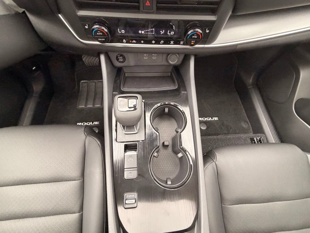 New 2026 Nissan Rogue Dark Armor FWD image 23