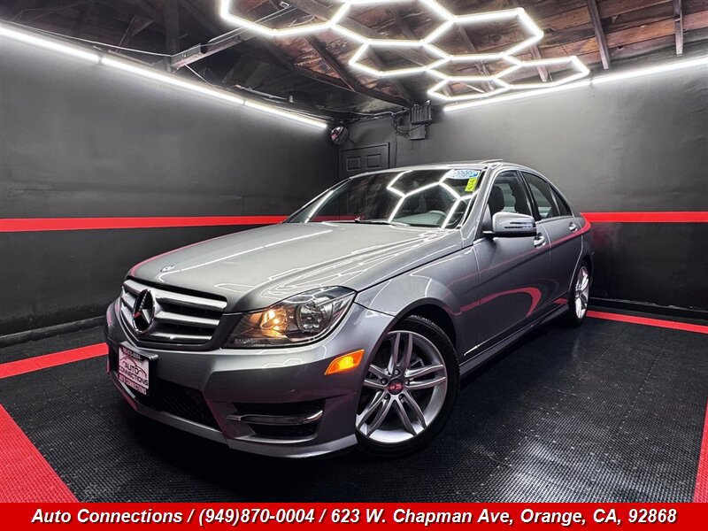 Used 2013 Mercedes-Benz C 250 Sedan image 2