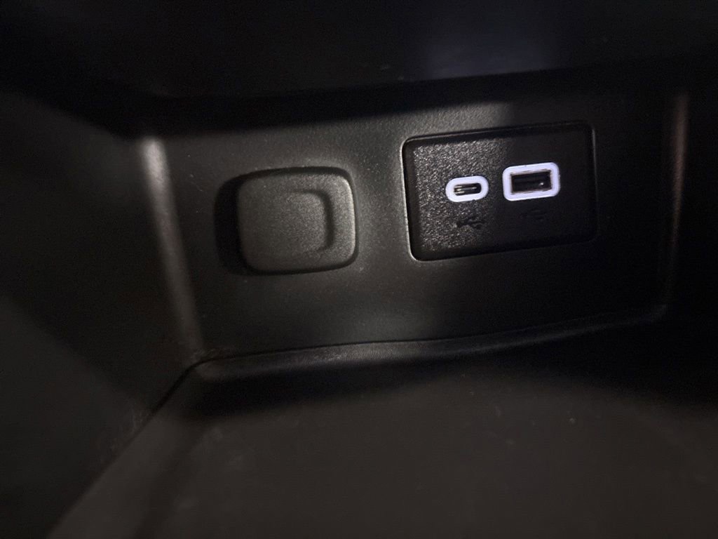 Used 2021 GMC Acadia SLE w/ Driver Convenience Package AWD/4WD image 20