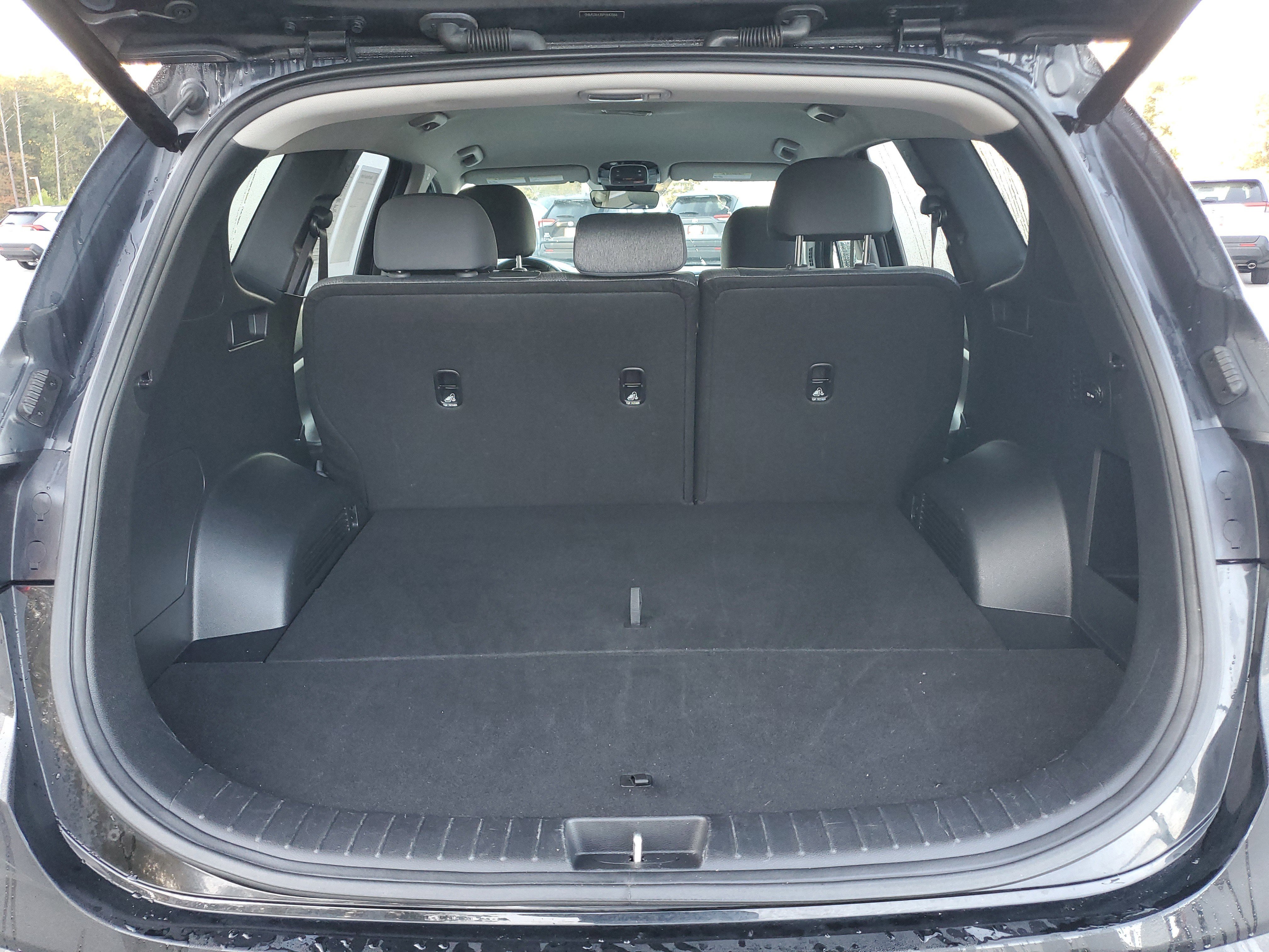 Used 2023 Hyundai Santa Fe SEL image 8