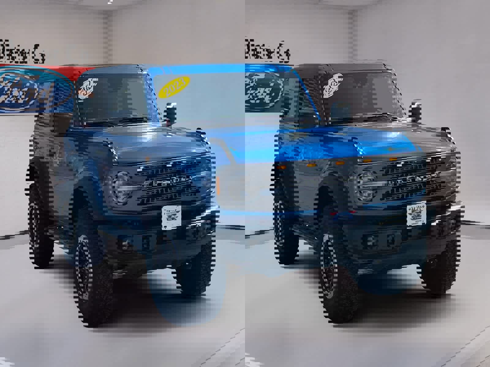 Used 2023 Ford Bronco Badlands w/ Sasquatch Package image 3