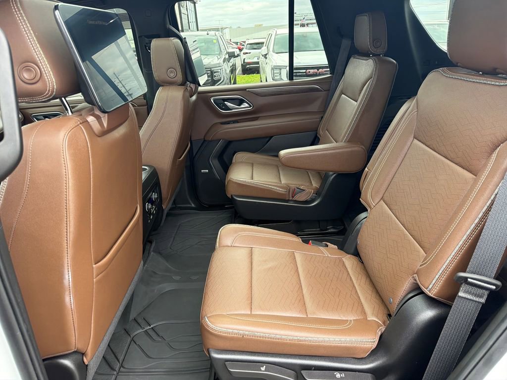 Used 2024 Chevrolet Tahoe High Country image 28