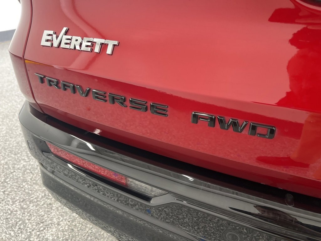 Used 2024 Chevrolet Traverse RS w/ LPO, Floor Liner Package image 5